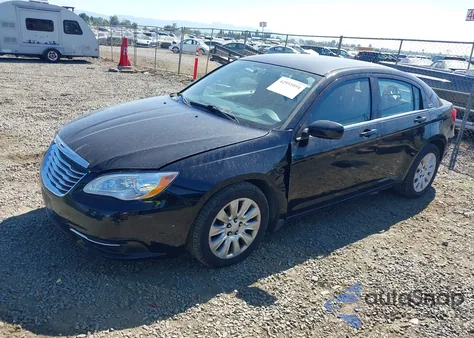 2014 Chrysler 200 Lx z USA, uszkodzony, nr VIN 1C3CCBABXEN124713